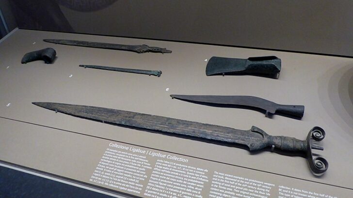 iron-age-tools-and-weapons-iron-age-tools-information