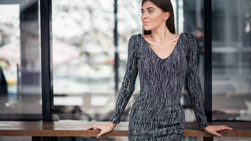 Complete Your Look: Elegant Formal Dresses for Special Occasions and Essential Hair Care Tips