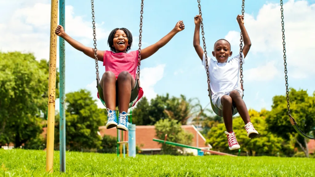 African kids playing